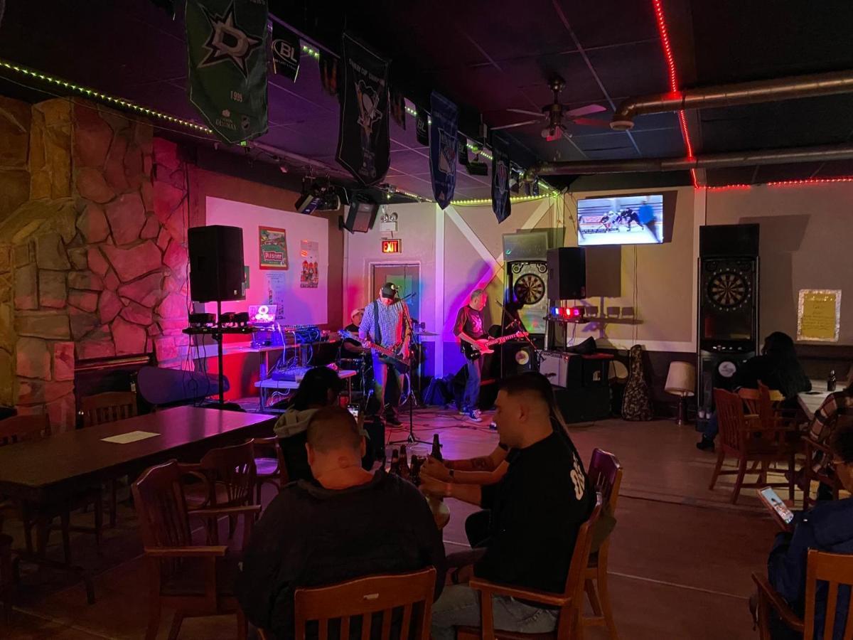 Rosthern Hotel 外观 照片