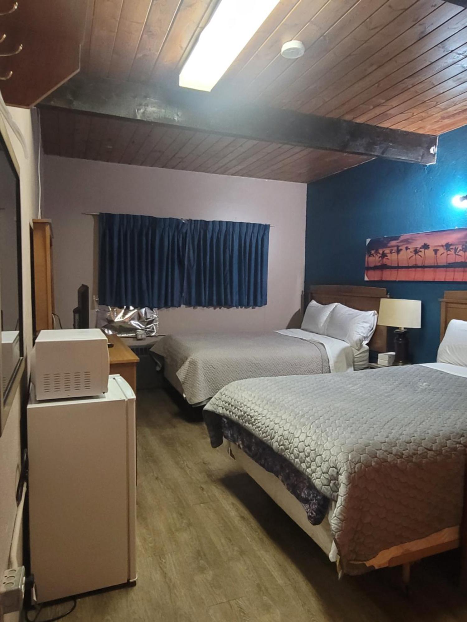 Rosthern Hotel 外观 照片